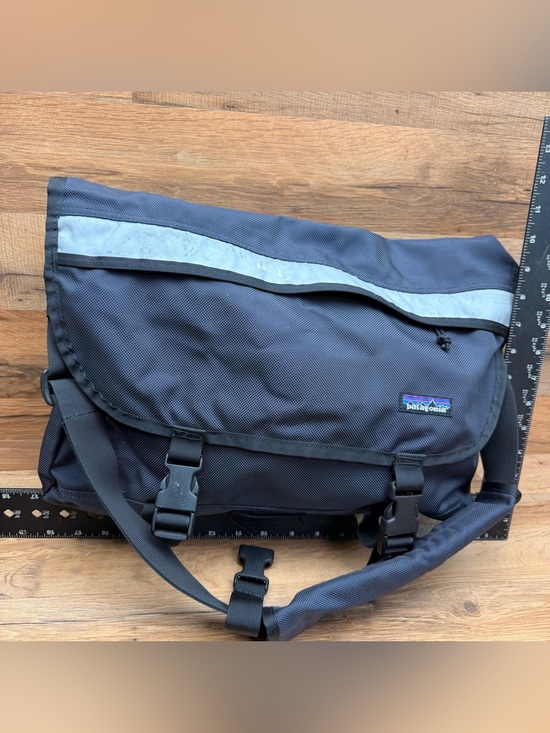 timbuk2 28l messenger bag Classic M / Rose On-Running Speed Pack 18L #RuggedGear Model:6101MLXS Internal organizer for pens